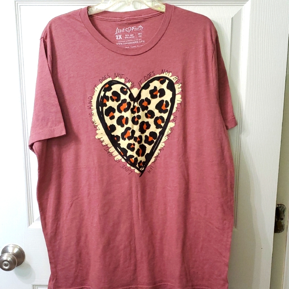 Pink Heart Graphic T-Shirt